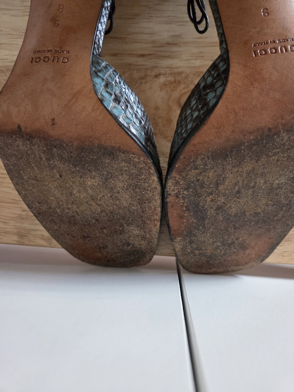 Gucci Greenish Blue Neutral Snakeskin Horsebit Ankle-Tie Heels Size 9 - Picture 9 of 9